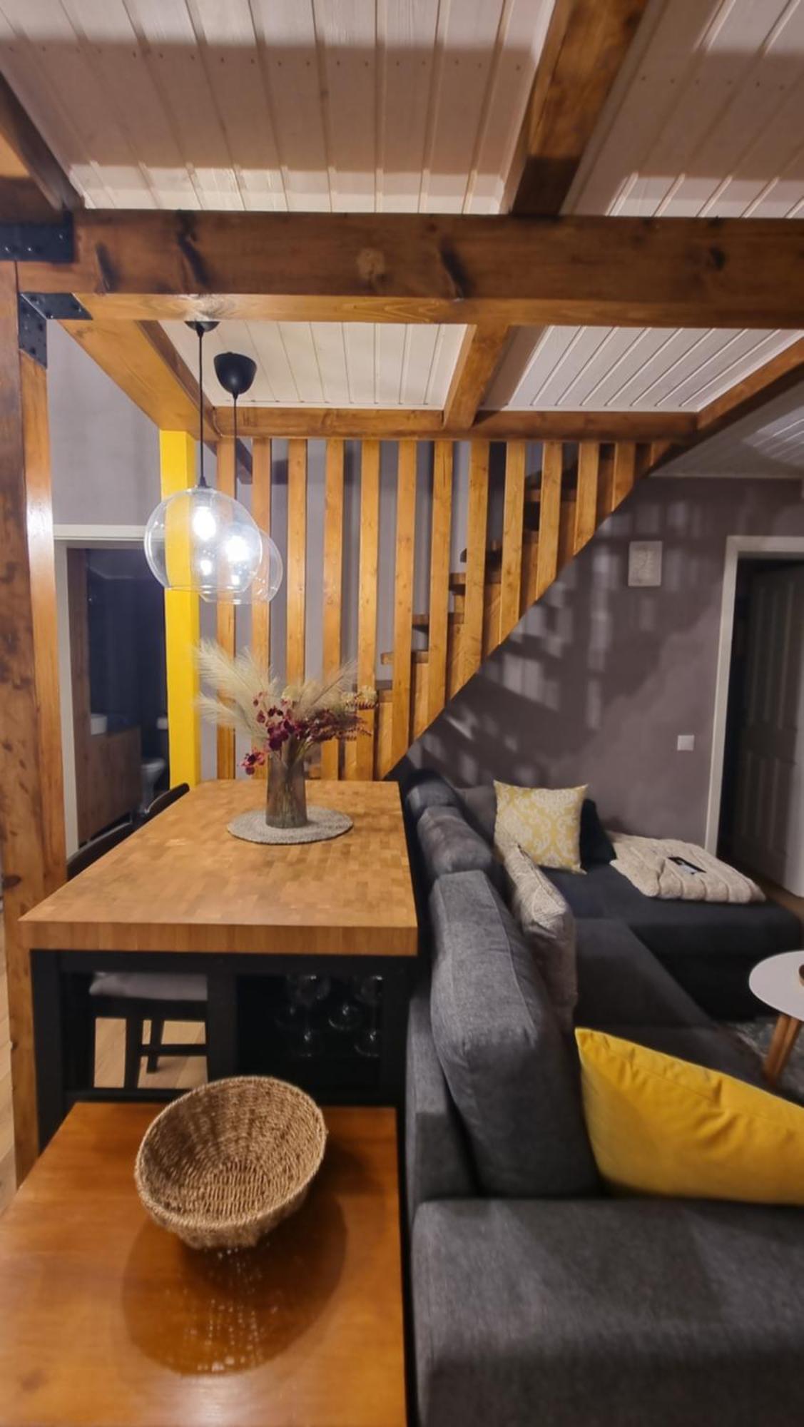 Casuta Din Povesti Villa Reci Luaran gambar