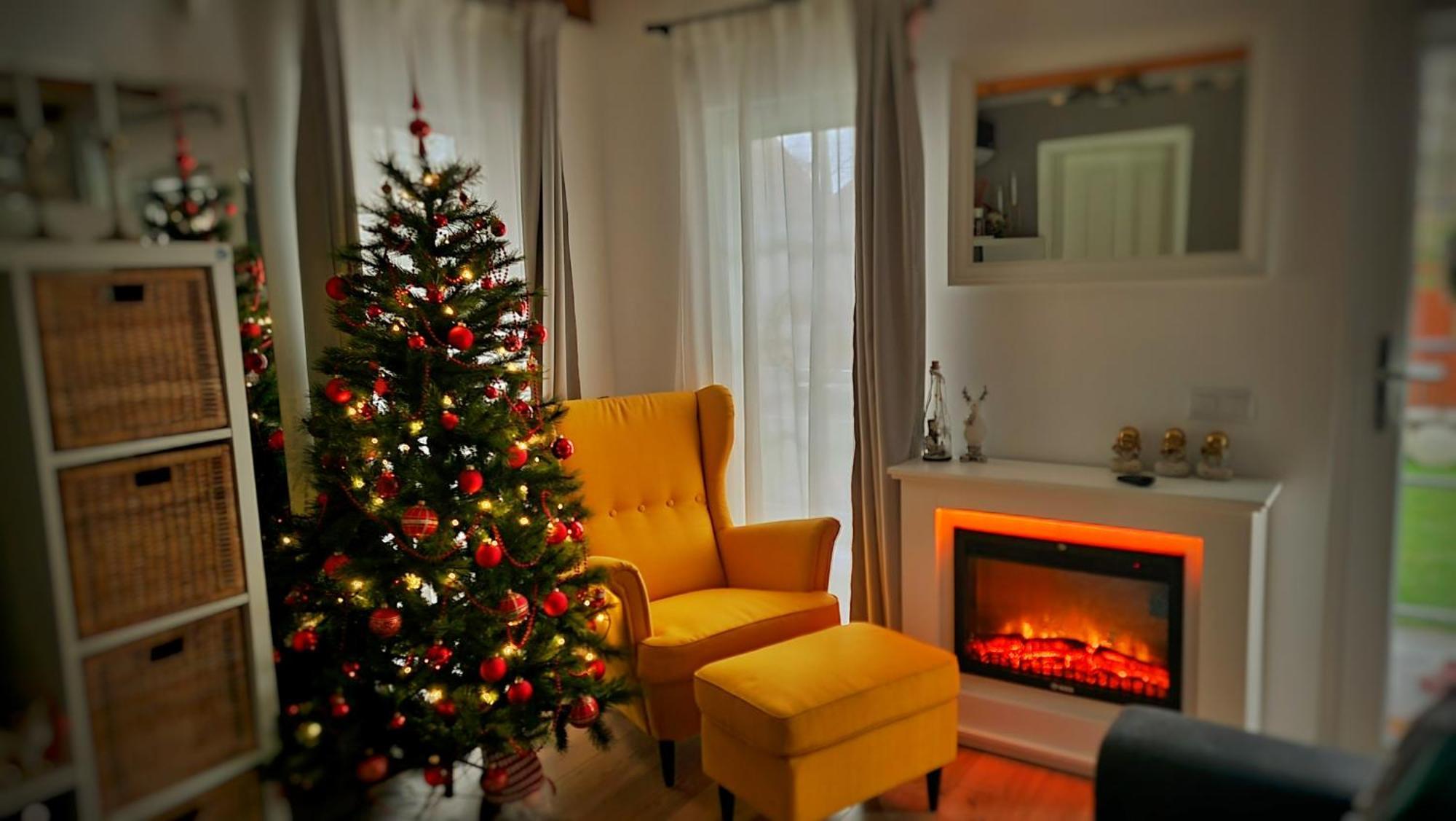 Casuta Din Povesti Villa Reci Luaran gambar